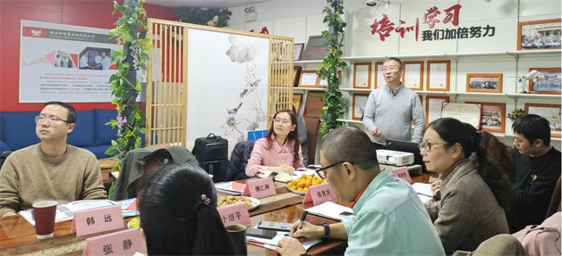 �Ͼ����պ����W(xu��)�����������z�I(y��)�M(j��n)�м��g(sh��)����